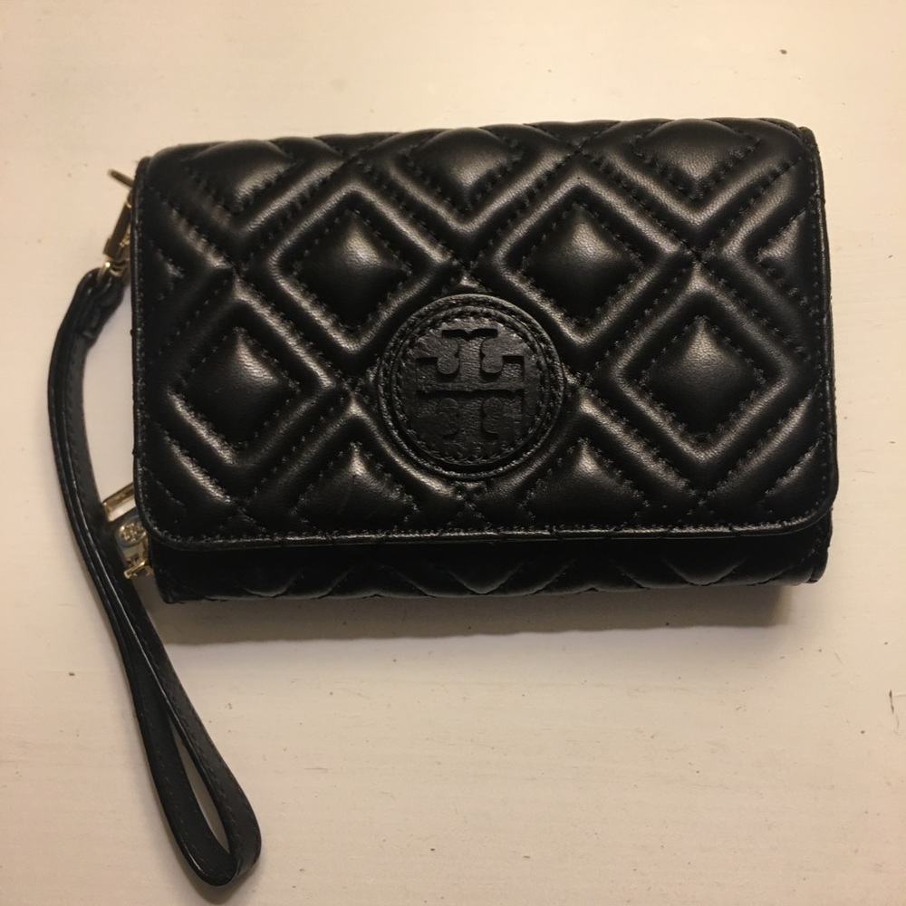 Tory Burch Marion Quilted Wristlet Wallet